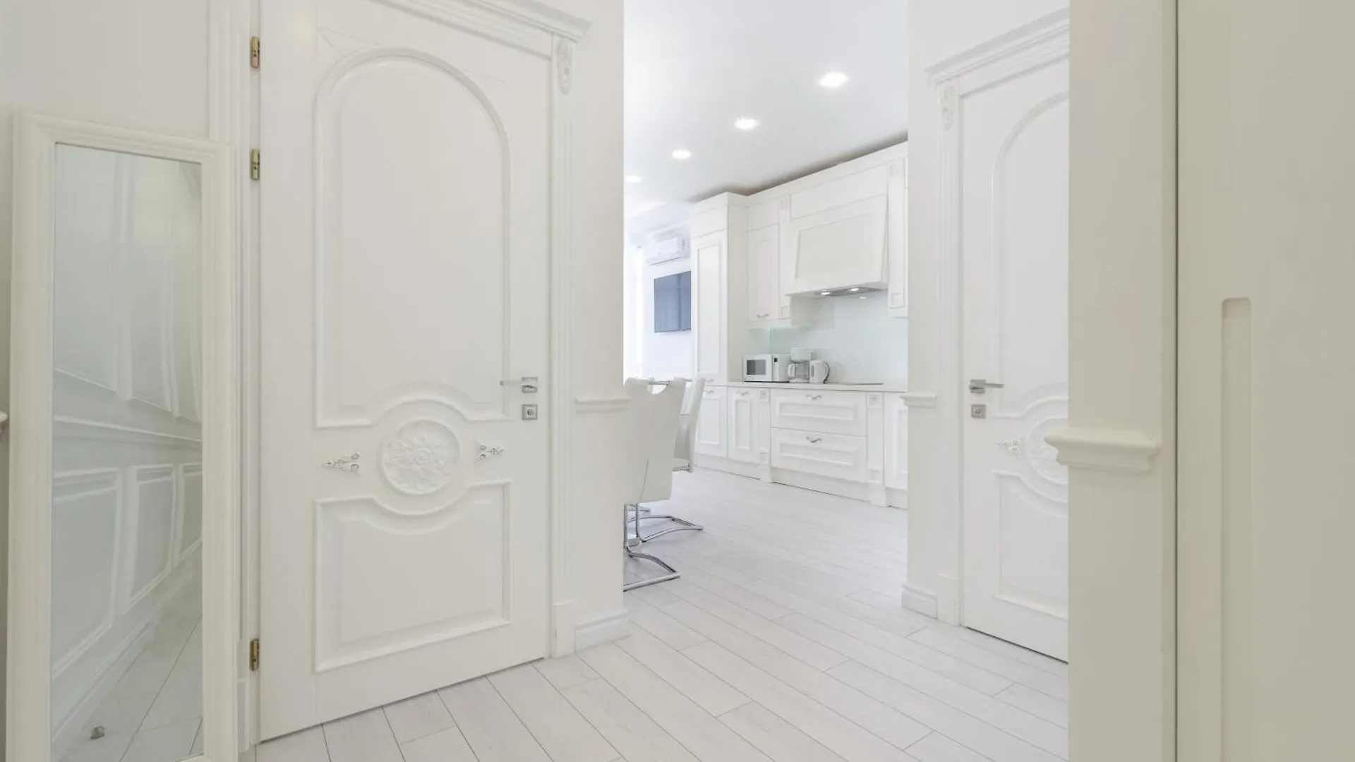 Petrovdom Apartments 10-353 In Rc Central Park, 7 John Mccain Street Kijev