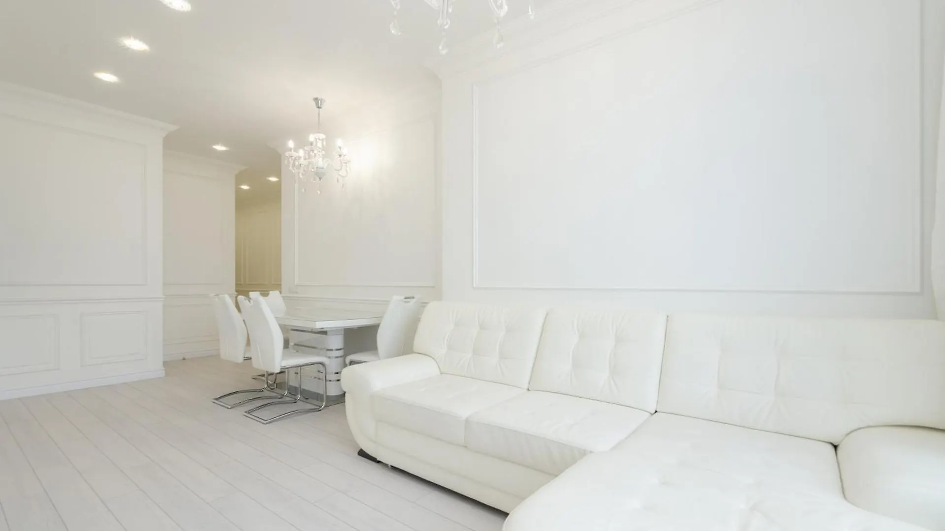 Petrovdom Apartments 10-353 In Rc Central Park, 7 John Mccain Street 基輔