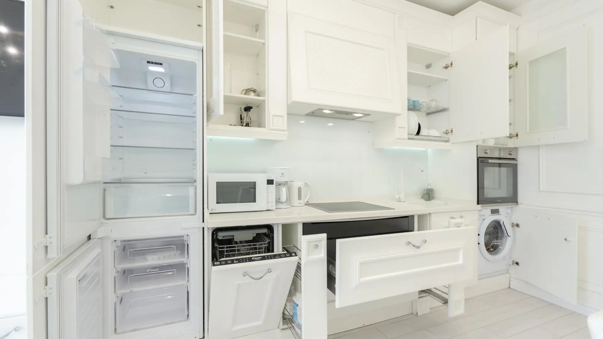 Petrovdom Apartments 10-353 In Rc Central Park, 7 John Mccain Street Kyjev